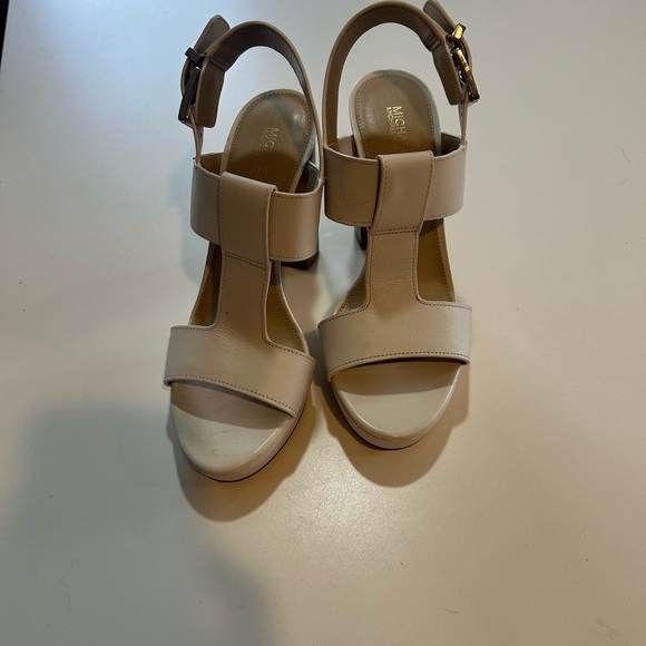 Michael Kors Becker T-strap sandal size 7.5 - Picture 3 of 9